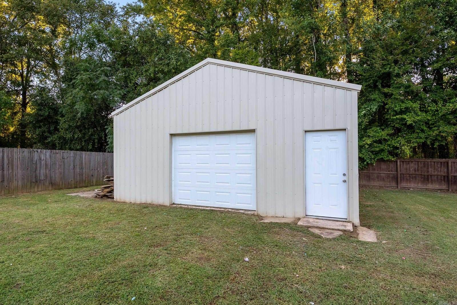 104 Cedar Fence, Beebe, AR 72012