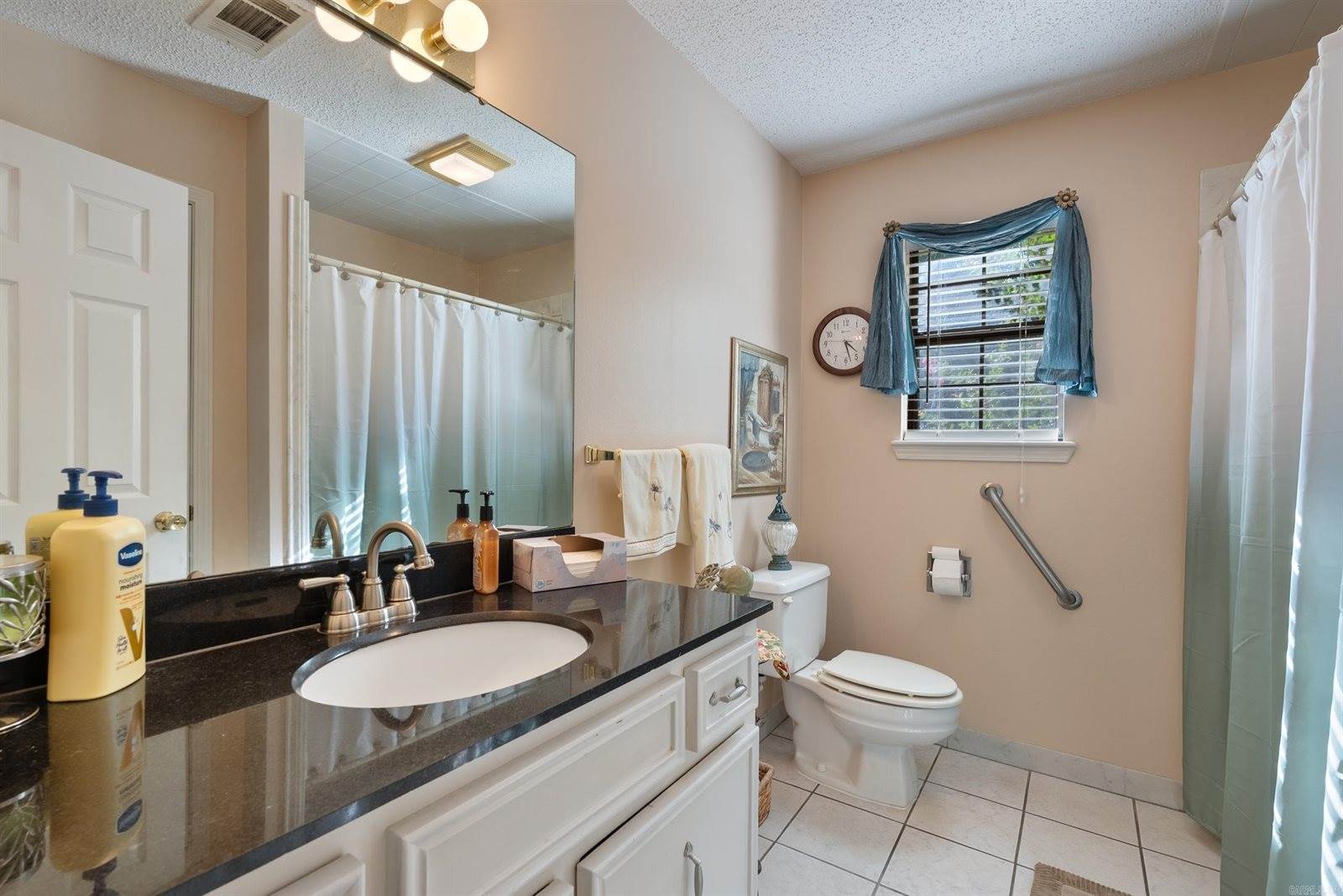 2 Linda Lane W, Vilonia, AR 72173