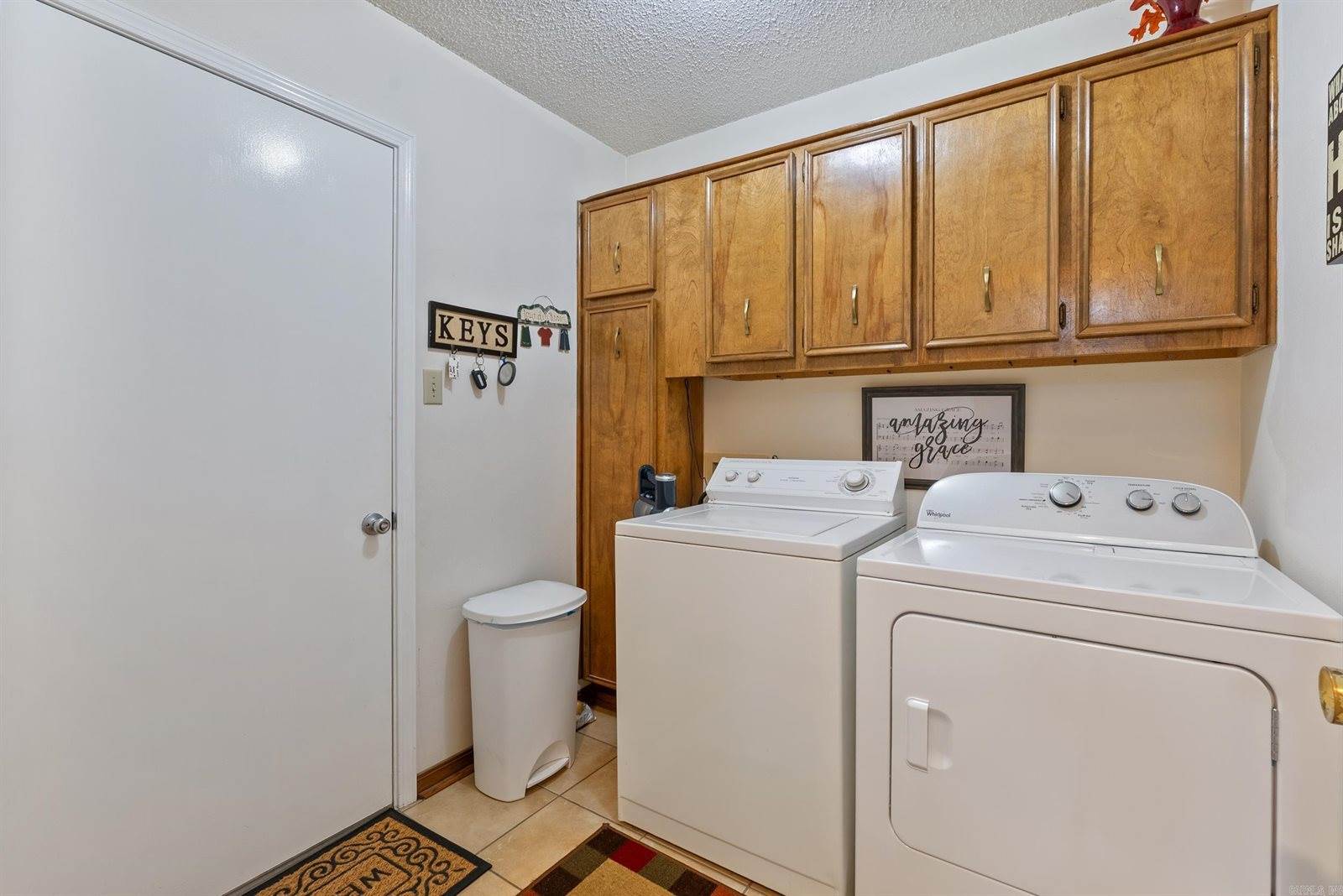 2 Linda Lane W, Vilonia, AR 72173