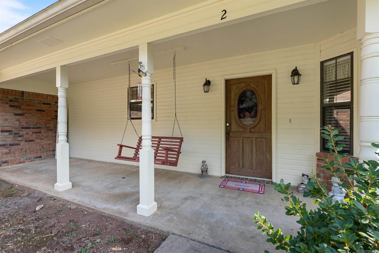 2 Linda Lane W, Vilonia, AR 72173