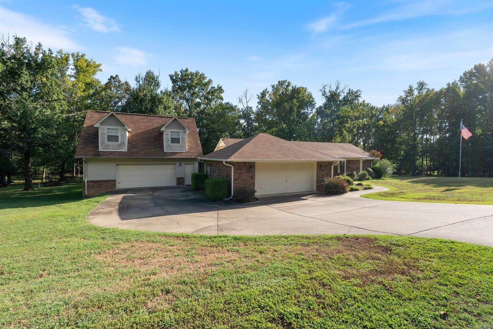 2 Linda Lane W, Vilonia, AR 72173