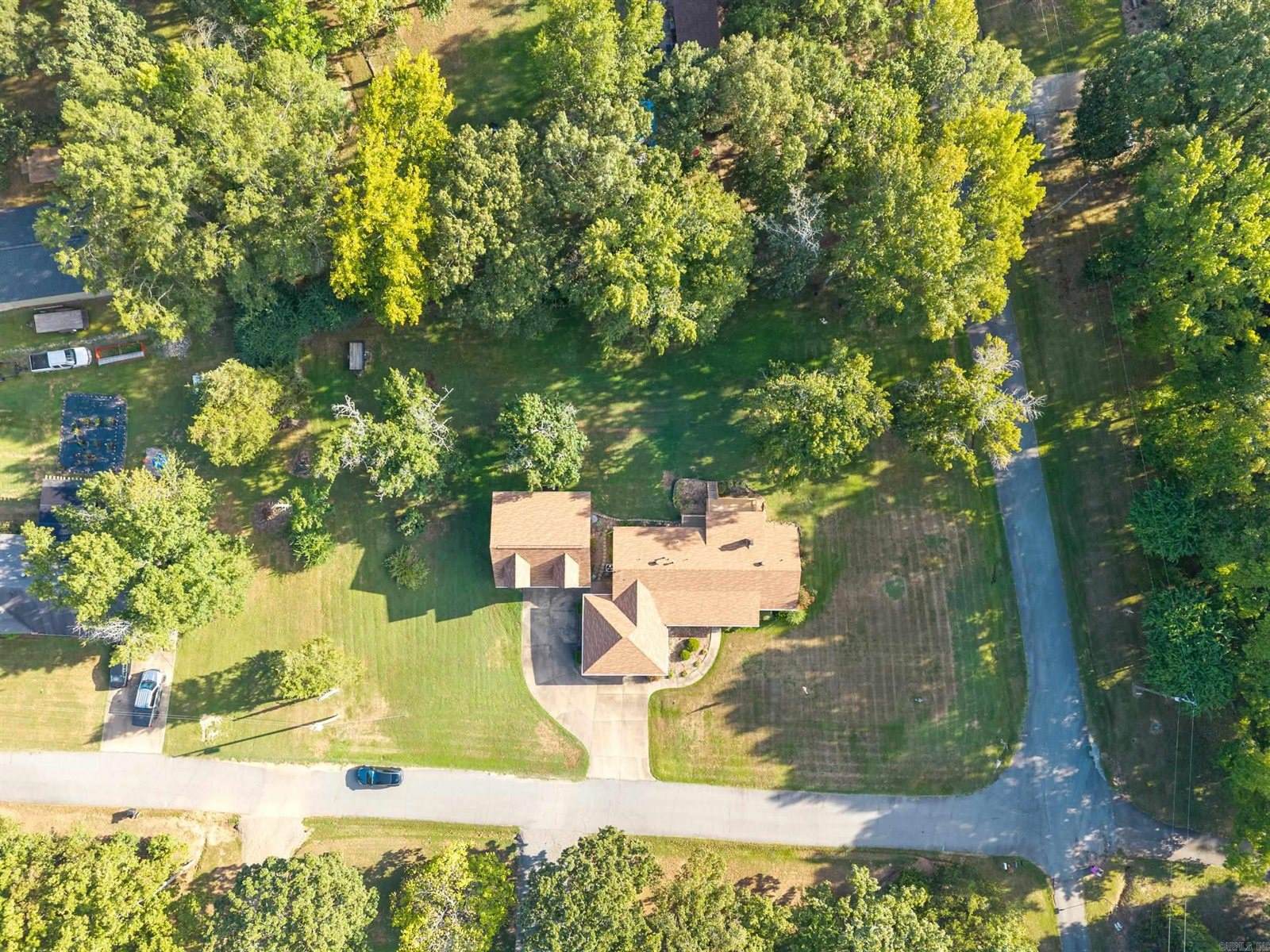 2 Linda Lane W, Vilonia, AR 72173