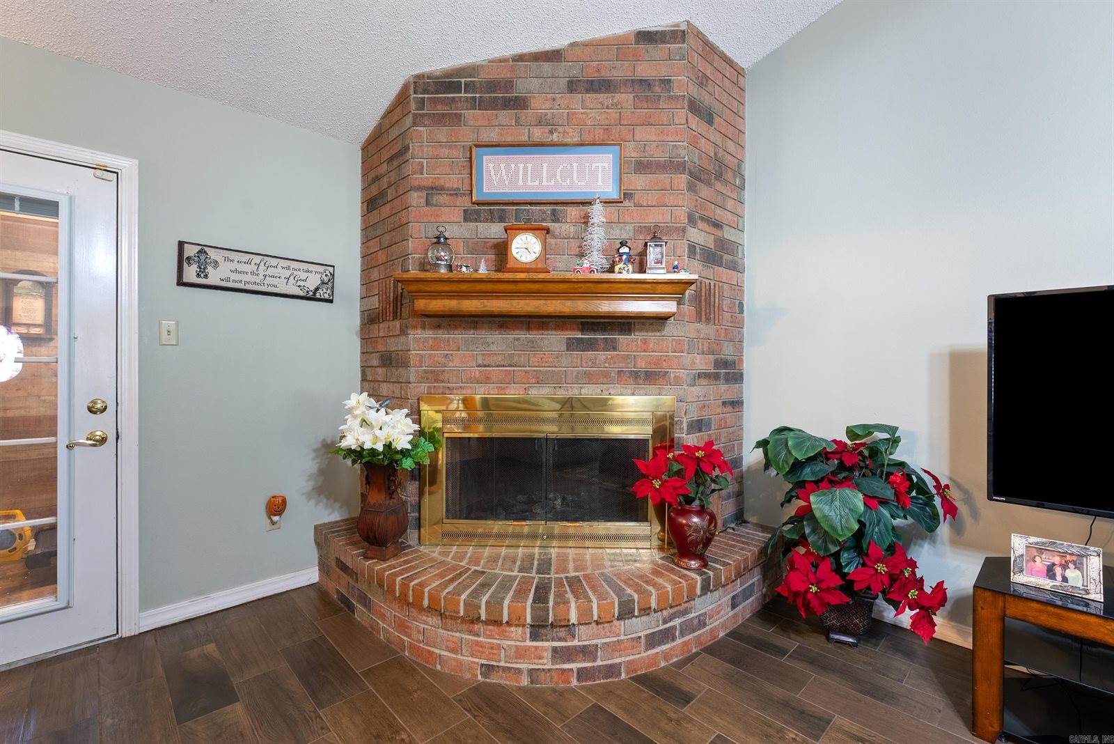 2 Linda Lane W, Vilonia, AR 72173