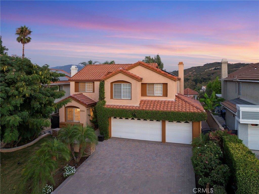 24512 Skyridge Drive, Newhall, CA 91321