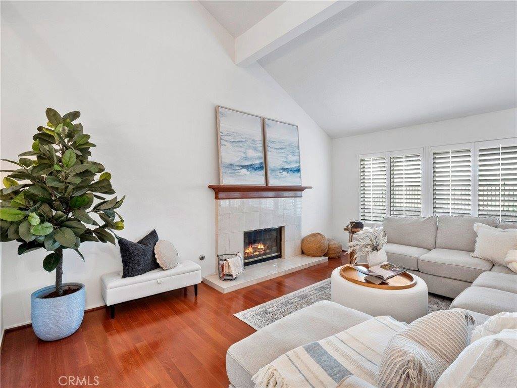 24512 Skyridge Drive, Newhall, CA 91321