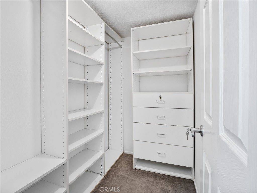 24512 Skyridge Drive, Newhall, CA 91321