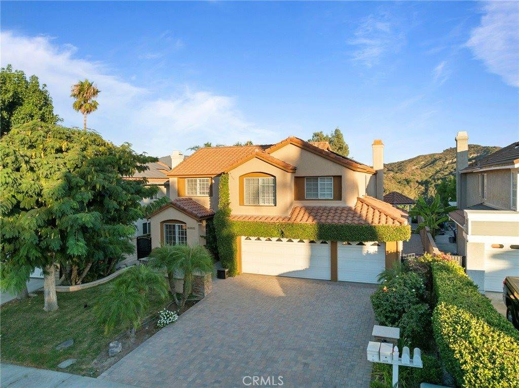 24512 Skyridge Drive, Newhall, CA 91321