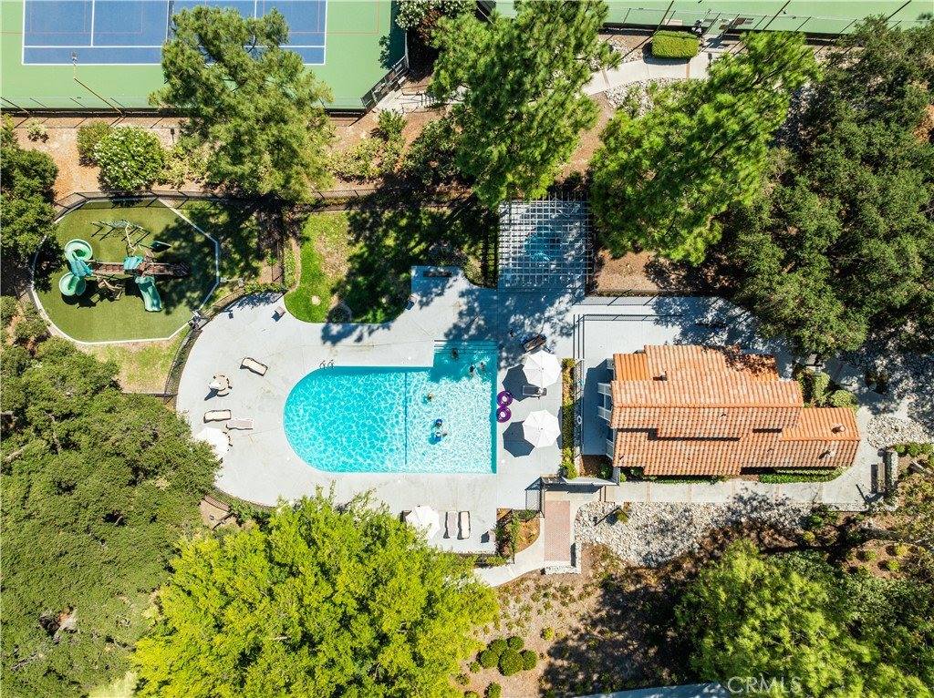 24512 Skyridge Drive, Newhall, CA 91321