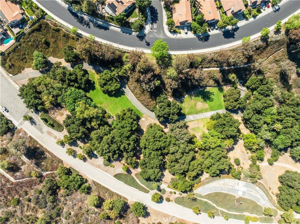 24512 Skyridge Drive, Newhall, CA 91321