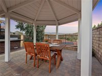 24512 Skyridge Drive, Newhall, CA 91321