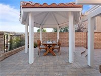 24512 Skyridge Drive, Newhall, CA 91321