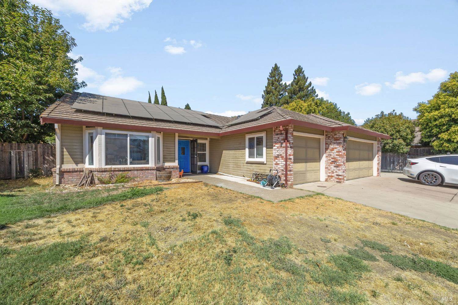 1365 Harth Court, Dixon, CA 95620