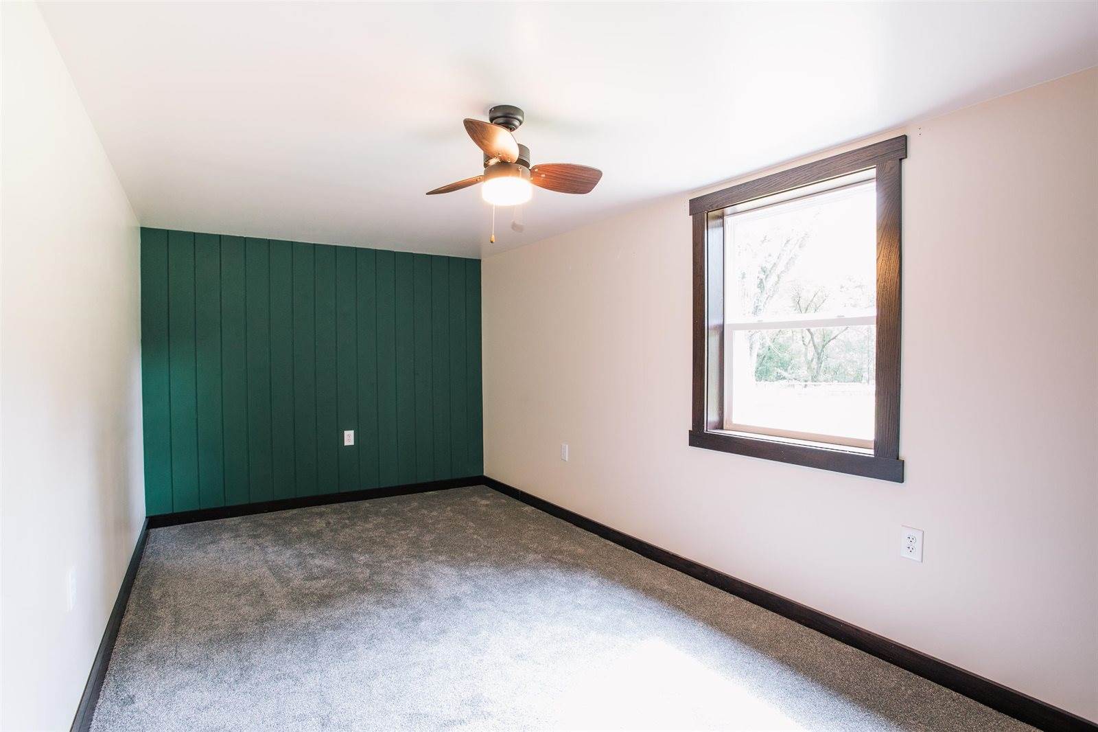 W6105 Sladich Road, Greenwood, WI 54437