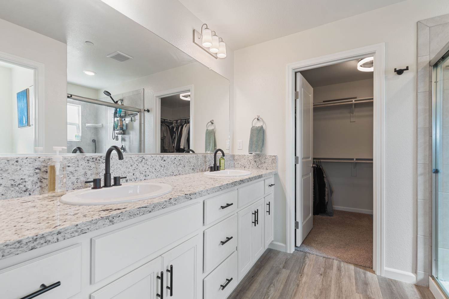 1347 River Run Circle, Ione, CA 95640