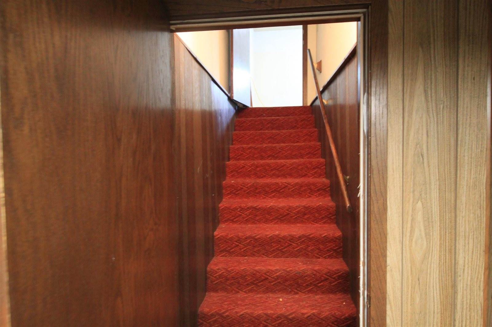 1704 4th St SE, Minot, ND 58701