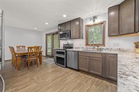 1704 4th St SE, Minot, ND 58701