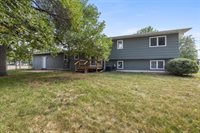 1704 4th St SE, Minot, ND 58701