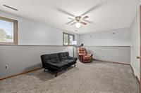 1704 4th St SE, Minot, ND 58701
