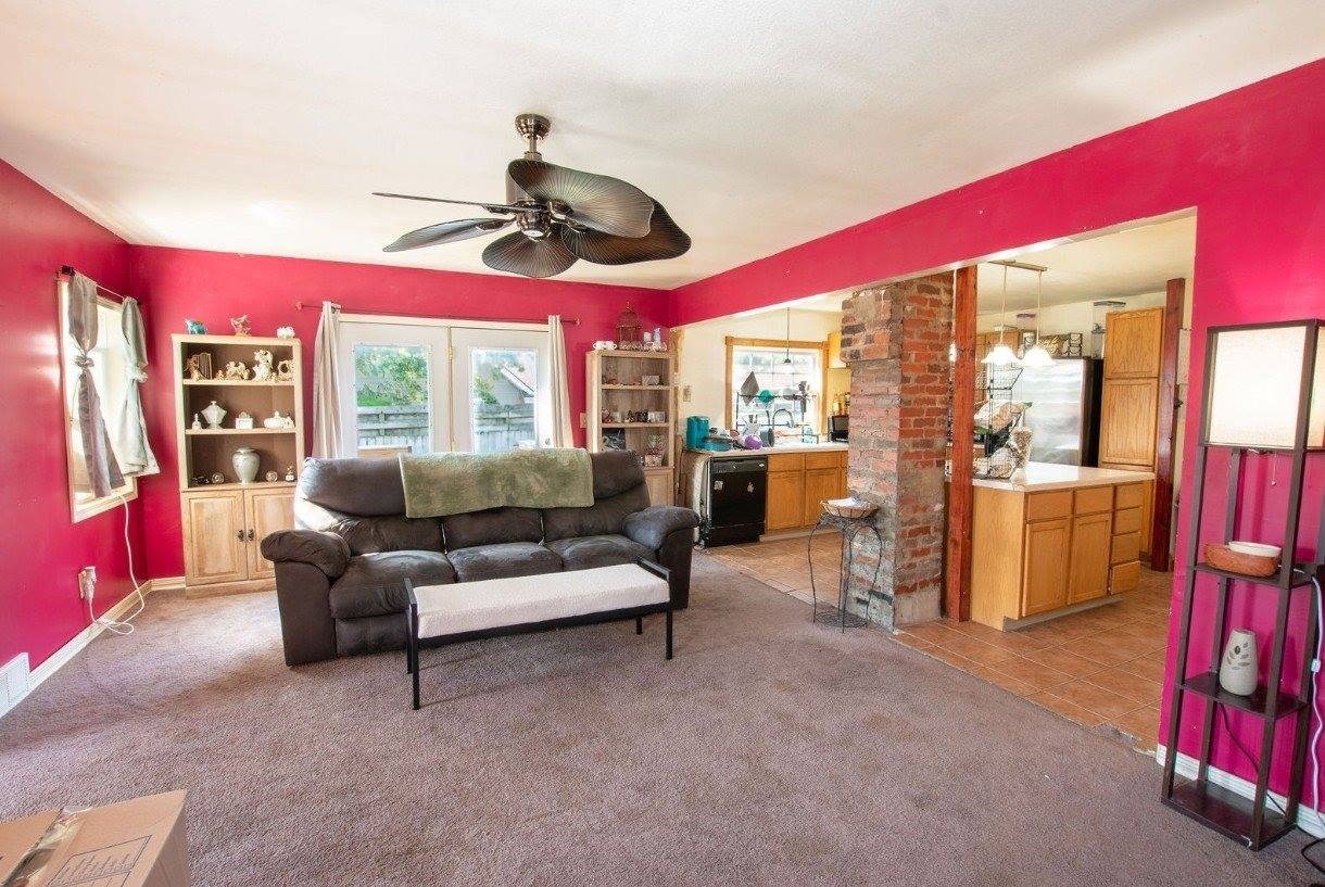 4326 NE 35th Street, Des Moines, IA 50317