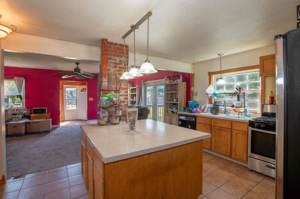 4326 NE 35th Street, Des Moines, IA 50317