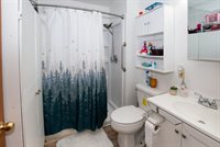 4326 NE 35th Street, Des Moines, IA 50317