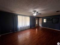 815 Hawkins, Wake Village, TX 75501