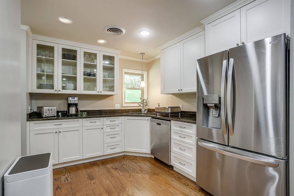 3229 Preston Hollow Road, Fort Worth, TX 76109