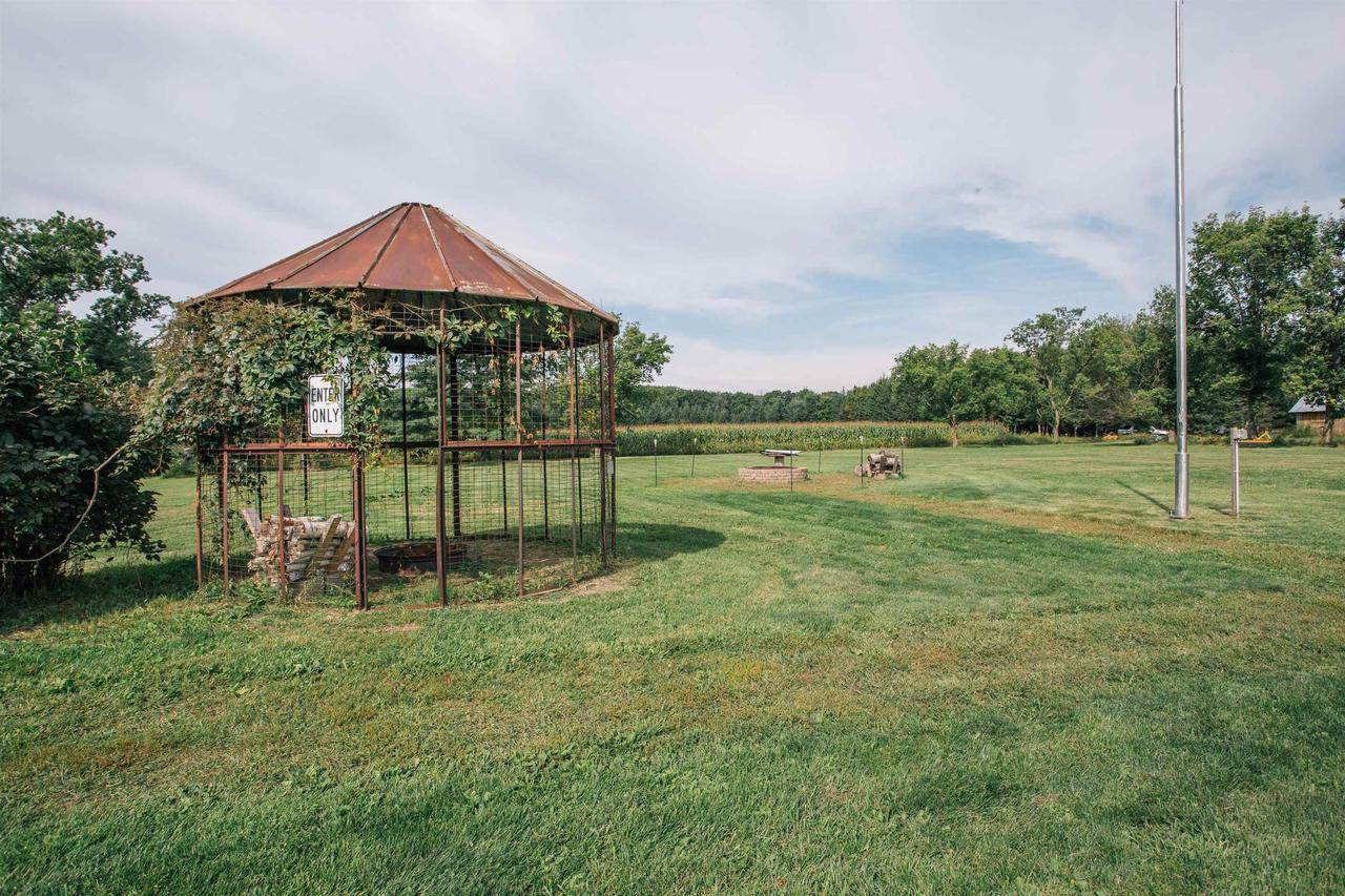 W8830 Heintown Road, Willard, WI 54493