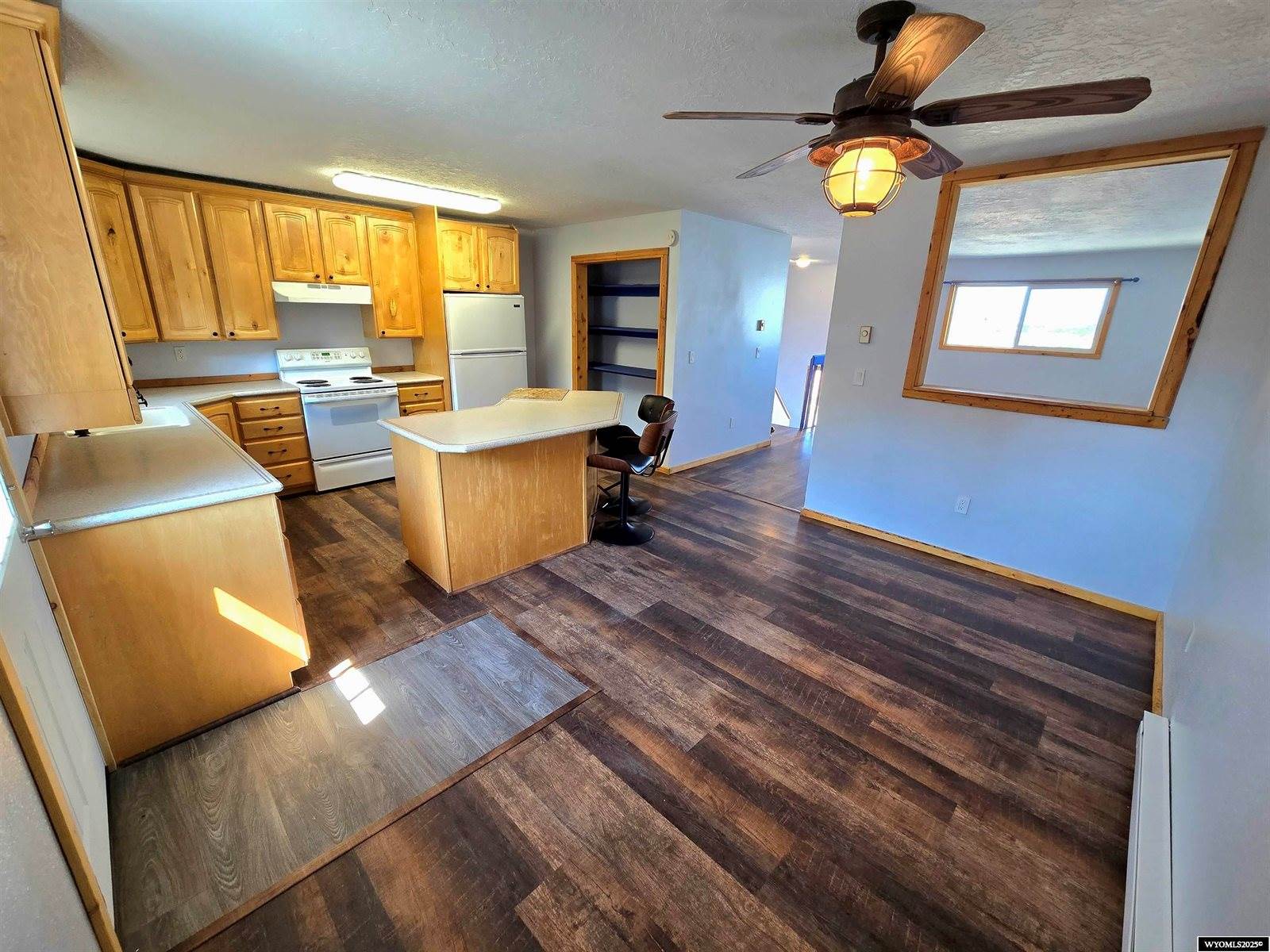 109 Barrett, Evanston, WY 82930