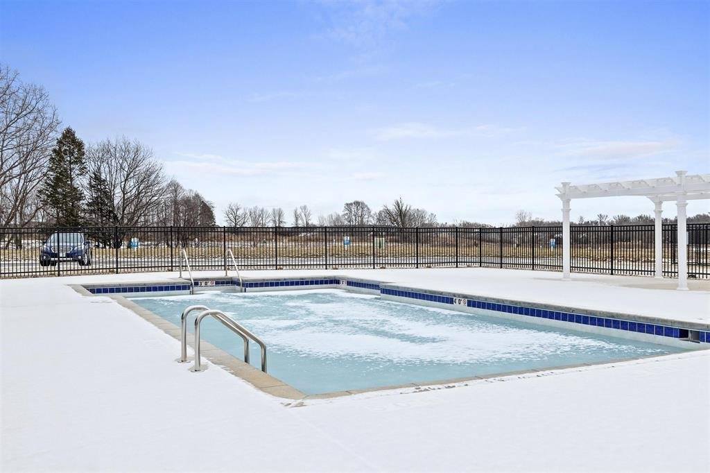 895 Black Swan Drive, Menasha, WI 54153