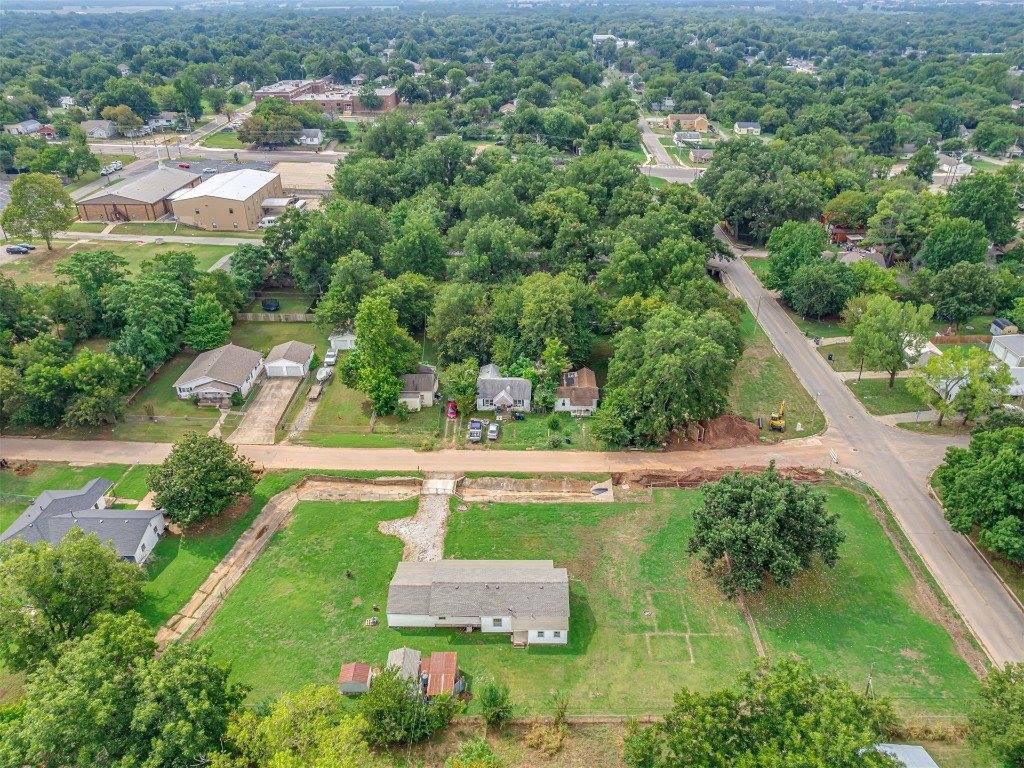 1214 East Edwards Street, Shawnee, OK 74801