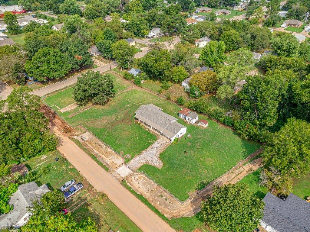 1214 East Edwards Street, Shawnee, OK 74801