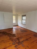 1214 East Edwards Street, Shawnee, OK 74801