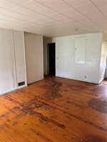 1214 East Edwards Street, Shawnee, OK 74801