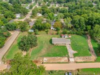 1214 East Edwards Street, Shawnee, OK 74801