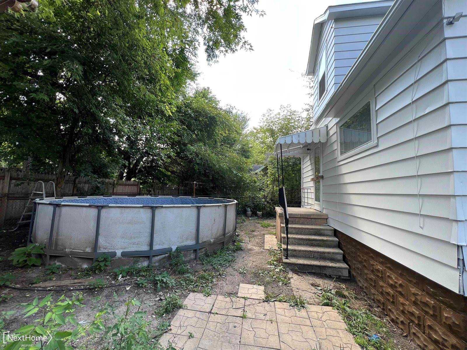 1612 Iowa Avenue, Flint, MI 48506