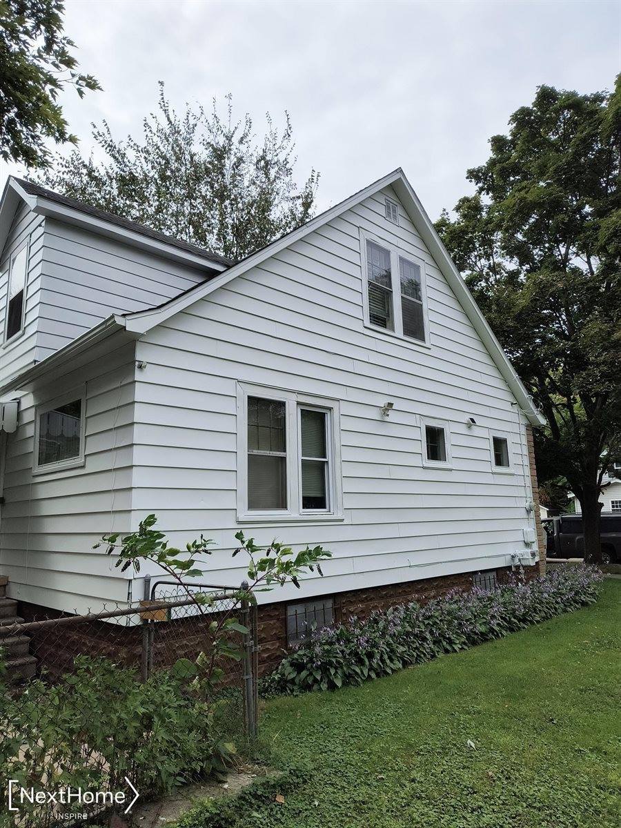 1612 Iowa Avenue, Flint, MI 48506