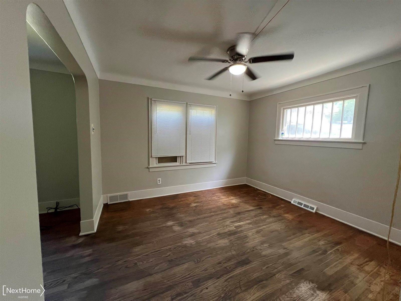 1612 Iowa Avenue, Flint, MI 48506