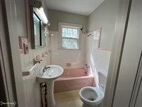 1612 Iowa Avenue, Flint, MI 48506