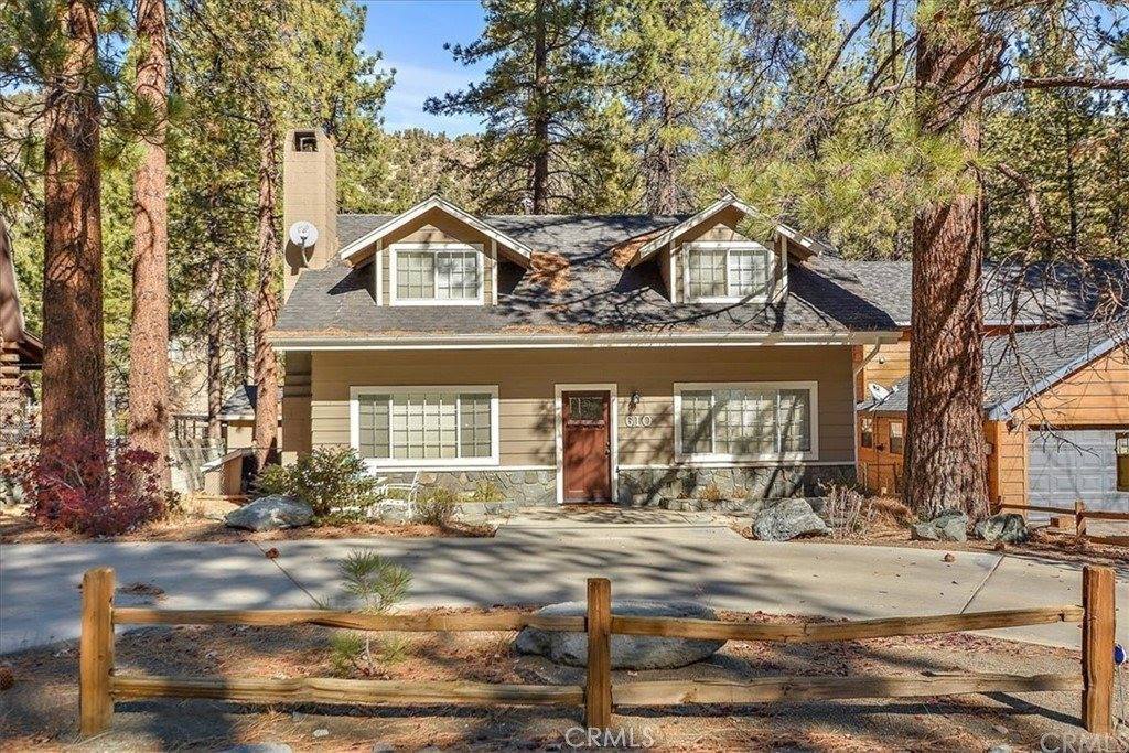 610 Mountain View Avenue, Wrightwood, CA 92397