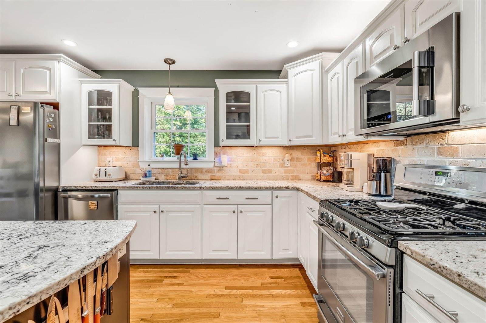 12 Moyse Road, Winterport, ME 04496