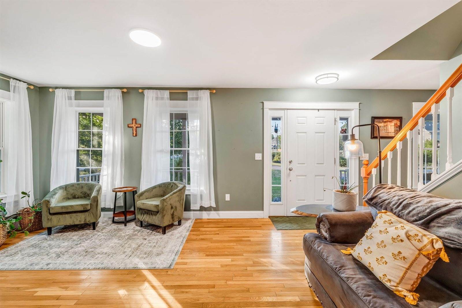 12 Moyse Road, Winterport, ME 04496