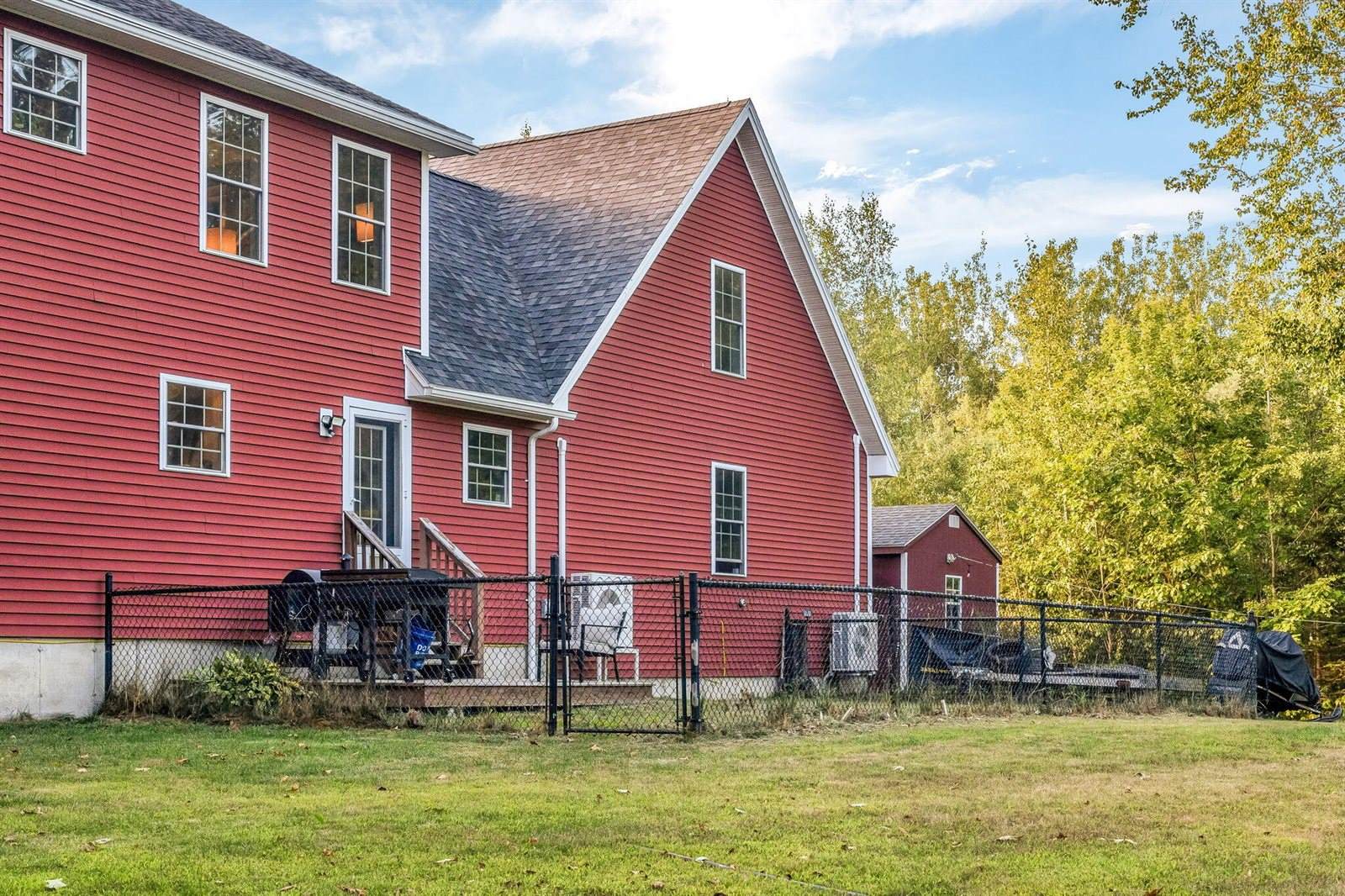 12 Moyse Road, Winterport, ME 04496