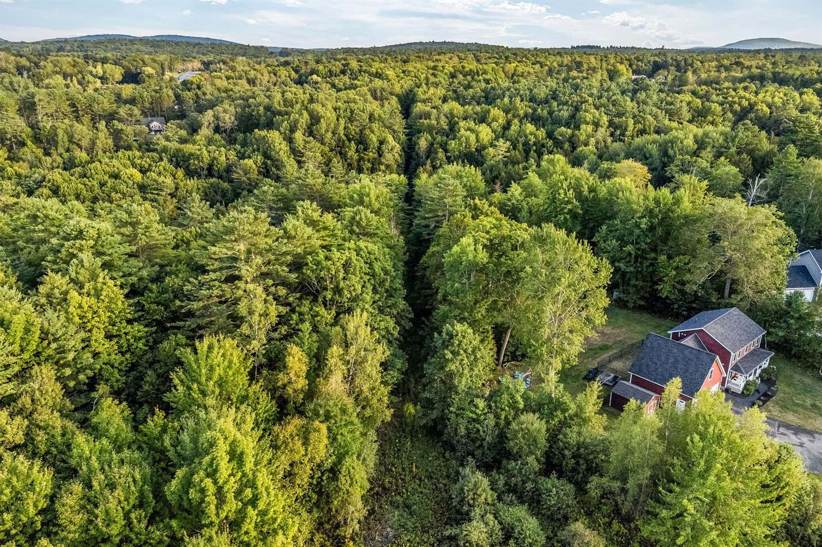 12 Moyse Road, Winterport, ME 04496