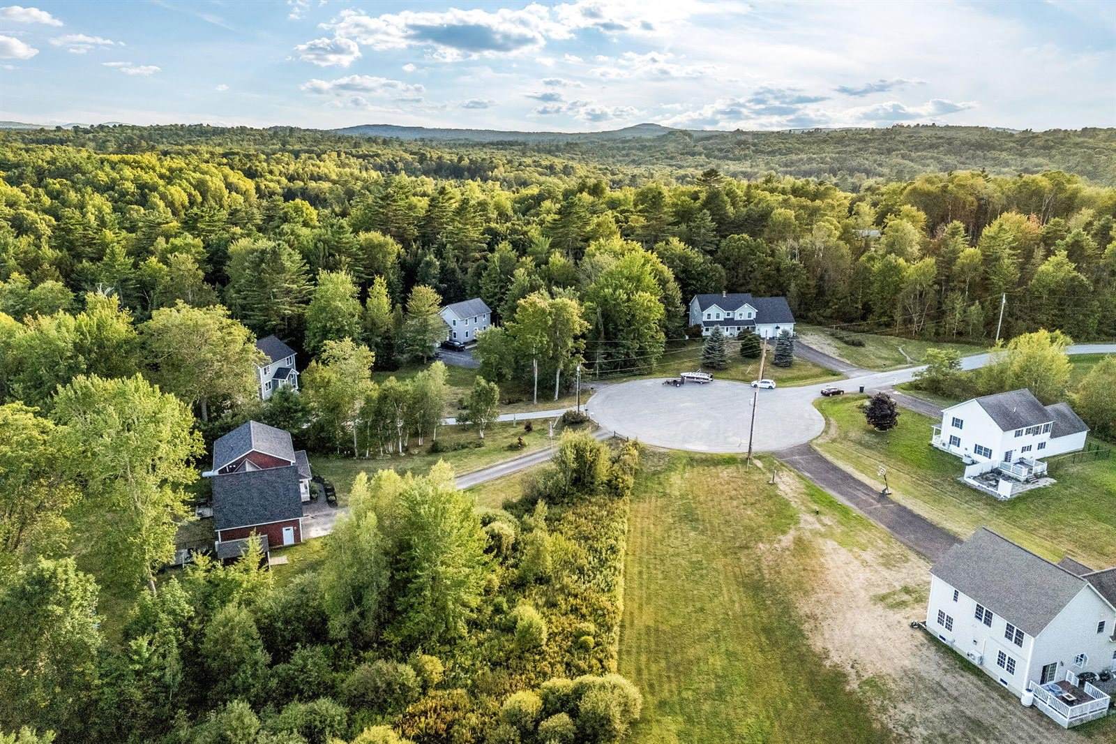 12 Moyse Road, Winterport, ME 04496