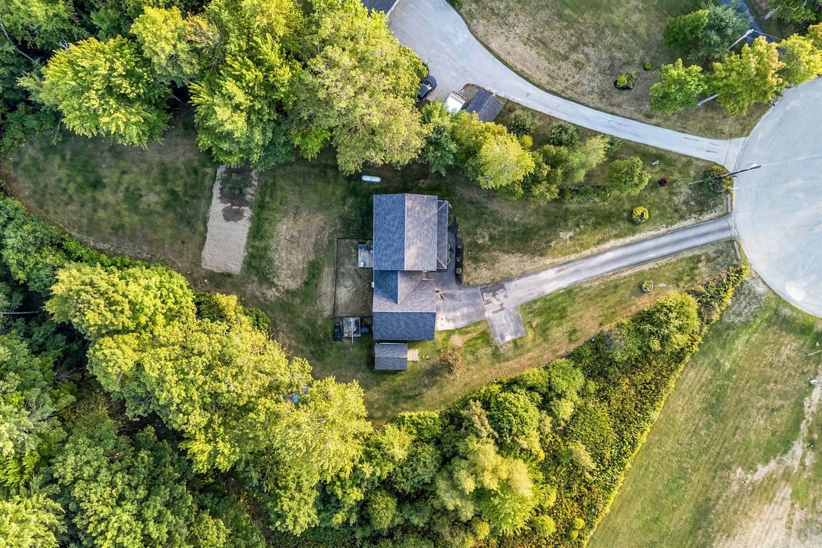 12 Moyse Road, Winterport, ME 04496