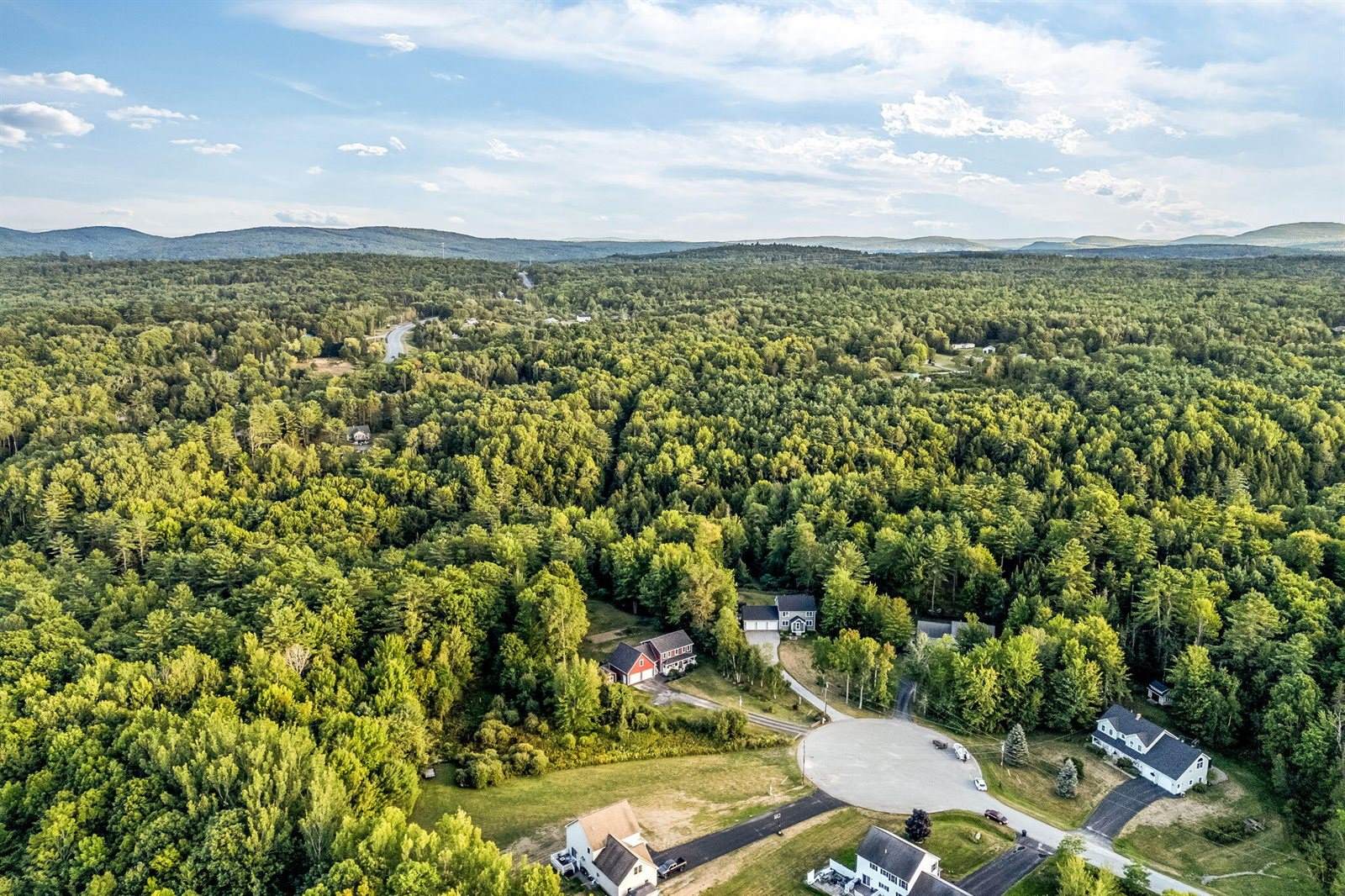 12 Moyse Road, Winterport, ME 04496