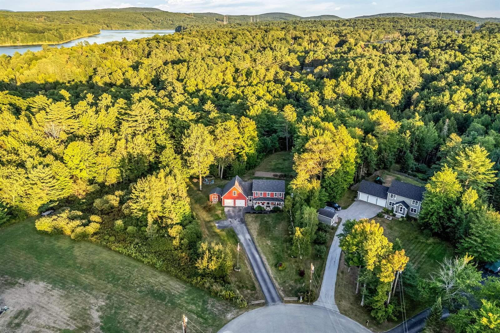 12 Moyse Road, Winterport, ME 04496