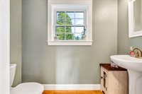 12 Moyse Road, Winterport, ME 04496