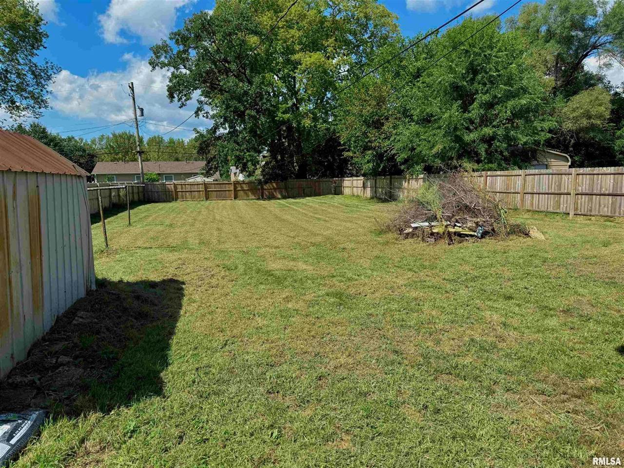 711 8TH Street, Colona, IL 61241